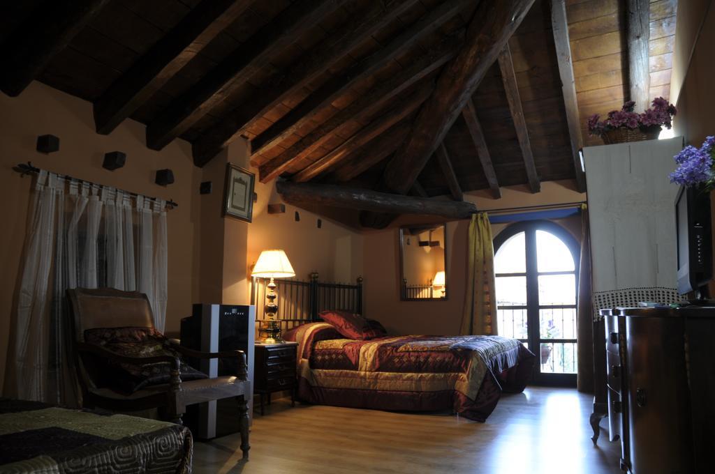 Casa Grande Hotel Villarroya de la Sierra Bagian luar foto